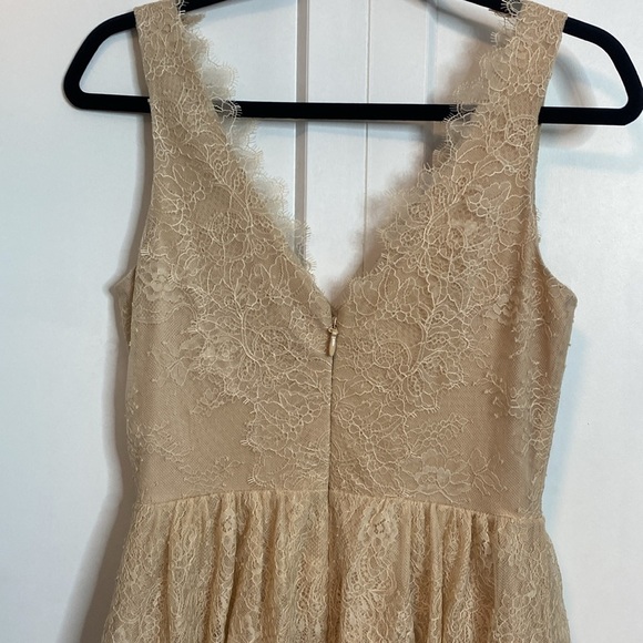 BCBg MaxAzria | Willa Lace Sleeveless Dress in Cream Tan - tiered layers - small - Picture 8 of 9
